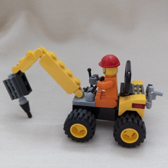 Lego City Car with Minifigure | Set of 5 | Toys & Collection Display - Picture 11 of 13